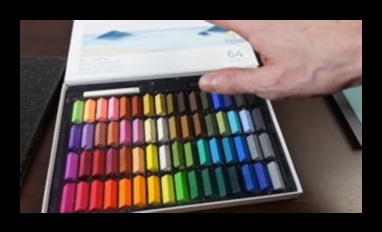 יצירה עם פסטלים של גיר: השגת רישומים נועזים ובעלי מרקם