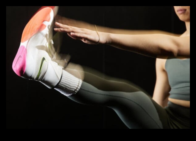 חימום ריקוד דינמי: שימוש בתנועות ריקוד כדי להתכונן לאימונים אינטנסיביים