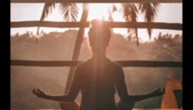 מומנטום מודע: בניית חוזק עם מודעות