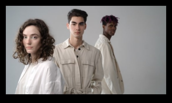 שיק קליקים: שליטה בטרנדים מודרניים בצילום אופנה נצחי